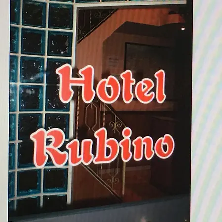 Rubino 2* Roma
