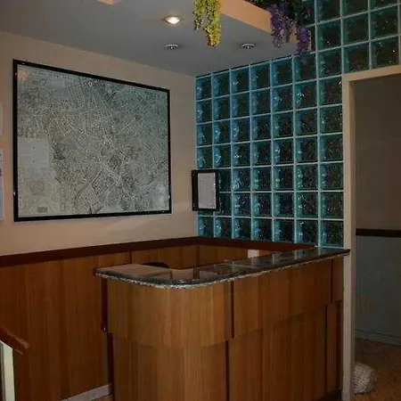 Rubino Hotel 2*